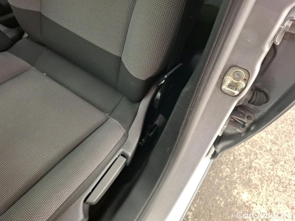  Citroen  C3 CITROEN  5p Berline PureTech 82 SandS BVM Feel Busin #5