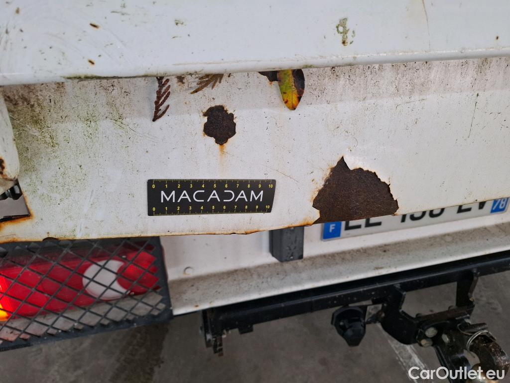  Peugeot  Boxer PEUGEOT  CHASSIS CAB SC VU 2p VGA 2.0 BLUEHDI 130 S&S PRO SR 435 L3 châssis cabine #26