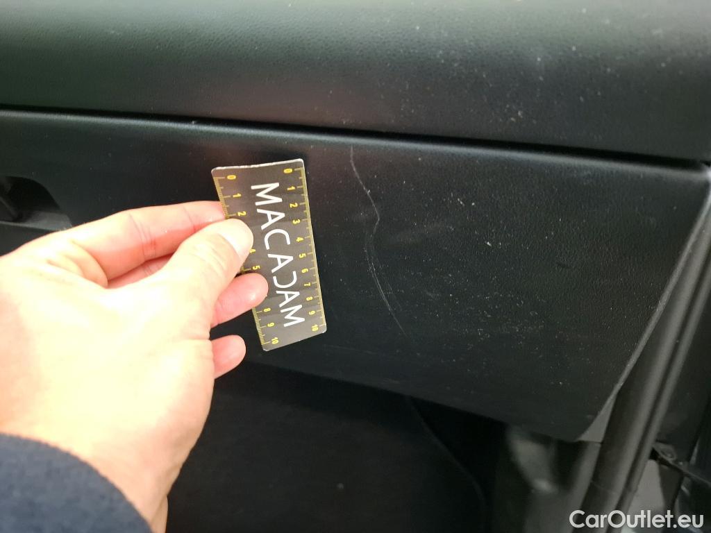  Hyundai  Tucson HYUNDAI  / 2020 / 5P / SUV 1.6 CRDI 136 DCT-7 HYBRID 48V EXECUTIVE #19