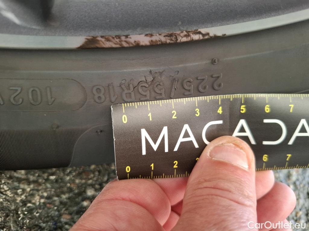  Peugeot  3008  Allure Pack 1.5 HDi 130CV BVA8 E6d #2