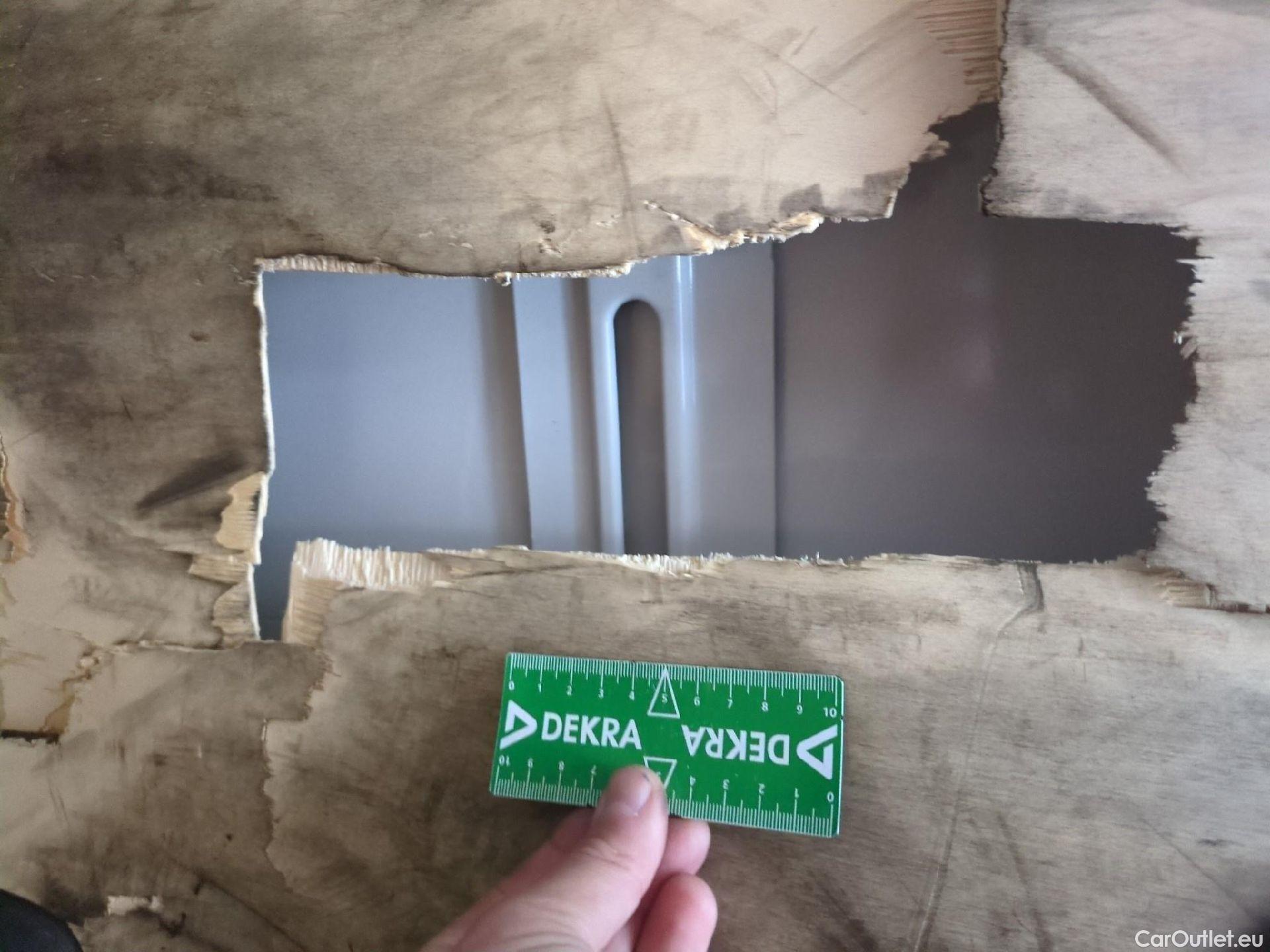  Peugeot  Expert PEUGEOT  VU 4p Fourgon 2.0 BlueHDi 120 S&S Standard Premium P. #2