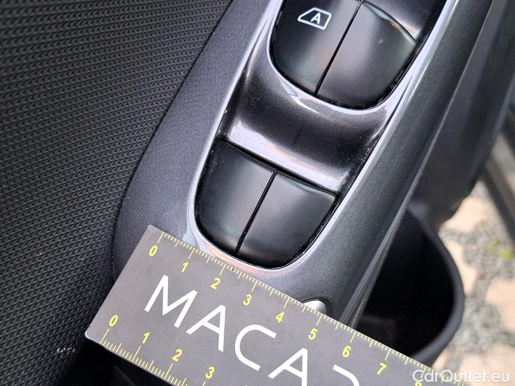  Nissan  Juke NISSAN   2019  5P  Crossover DIGT 114 BVM6 Business Edition #2