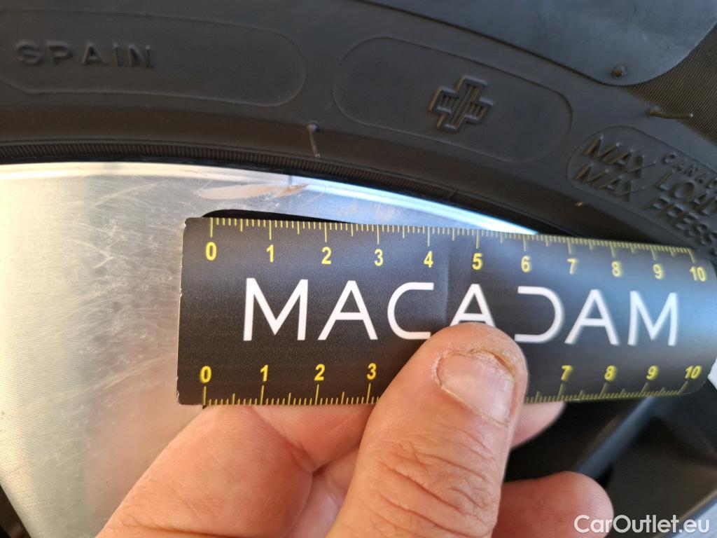  Peugeot  3008  Allure Pack 1.5 HDi 130CV BVA8 E6d #12