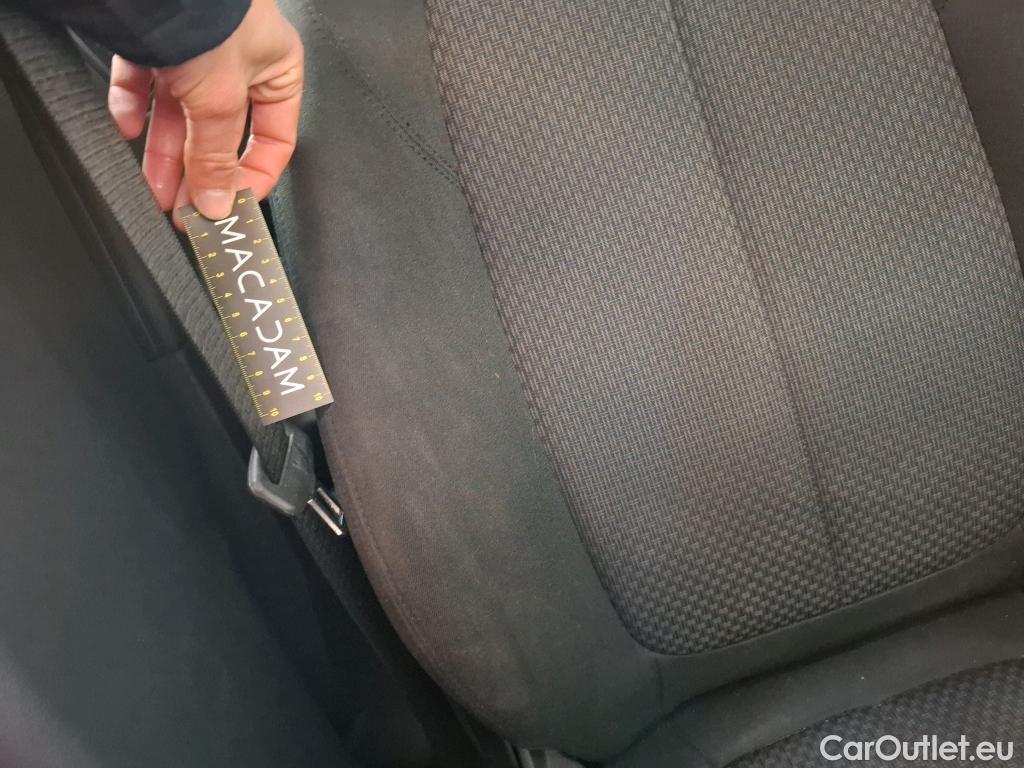  Bmw  Serie 1 BMW Série 1 / 2019 / 5P / Berline 116i Business Design #21