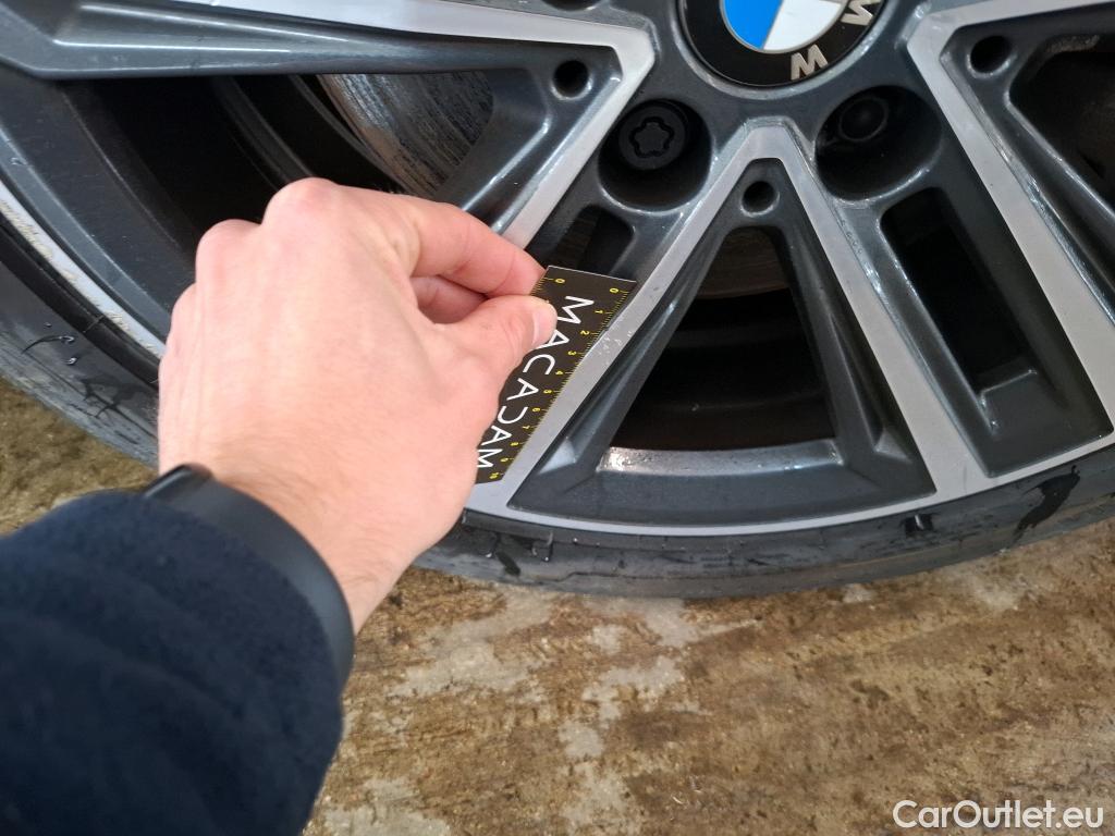  Bmw  Serie 1 BMW Série 1 / 2019 / 5P / Berline 116i Business Design #12