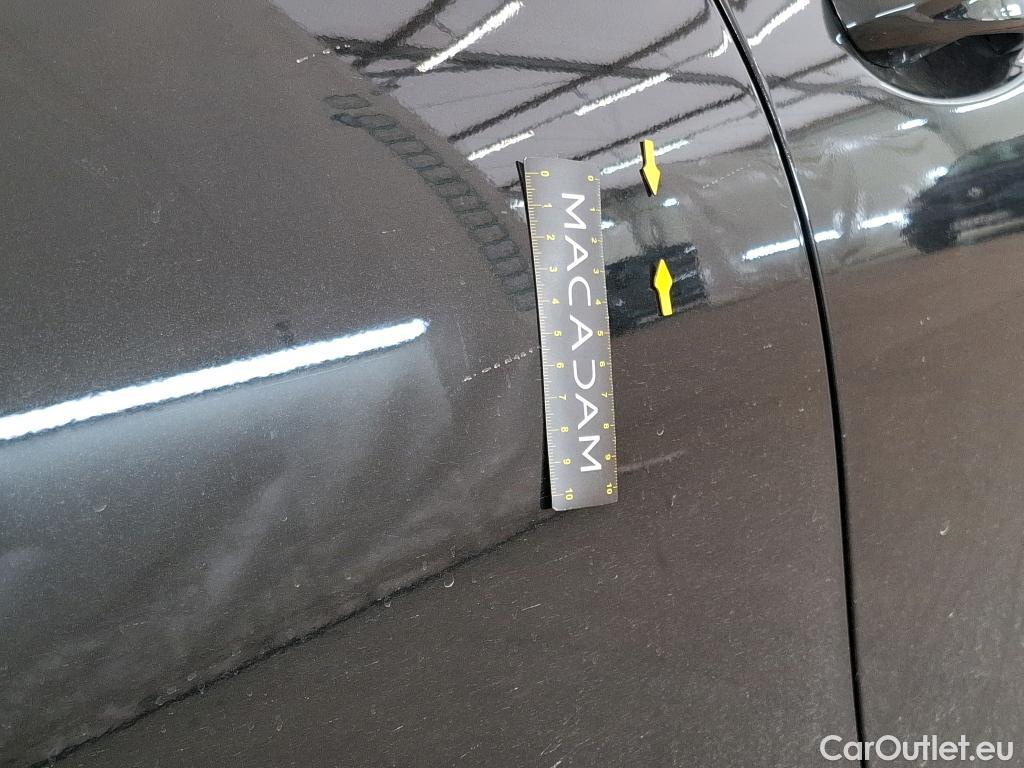  Mercedes  A-Klasse MERCEDES-BENZ Classe A Compact / 2018 / 5P / Berline A 250 e Business Line 8G-DCT #8