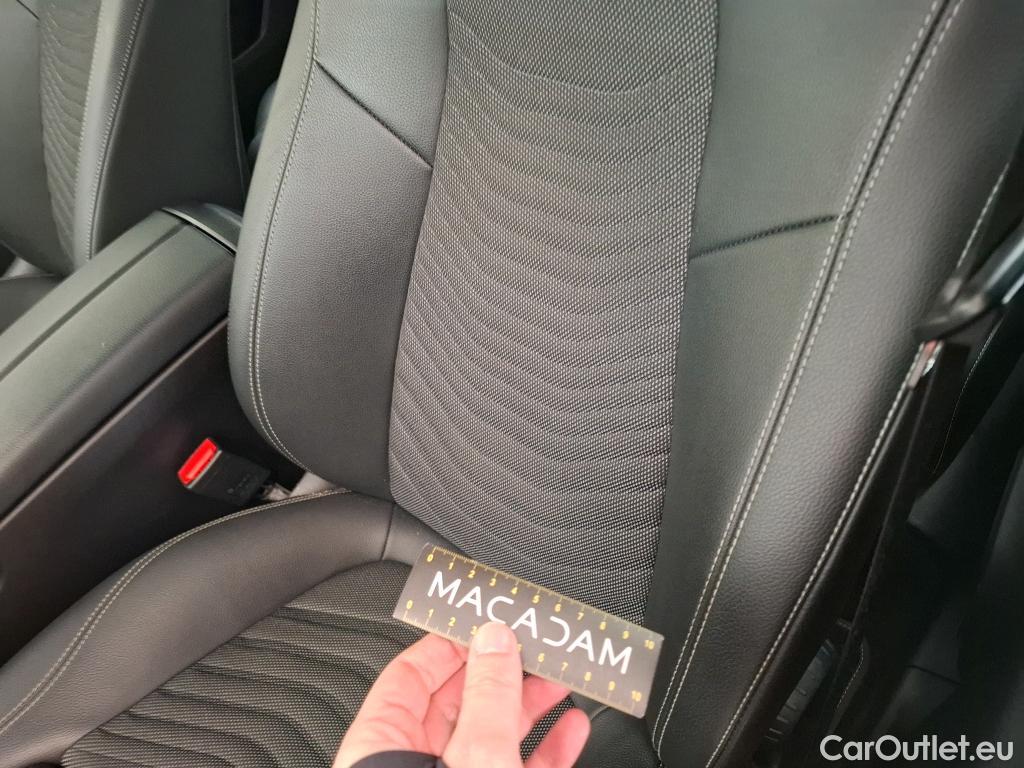  Mercedes  A-Klasse MERCEDES-BENZ Classe A Compact / 2018 / 5P / Berline A 250 e Business Line 8G-DCT #11