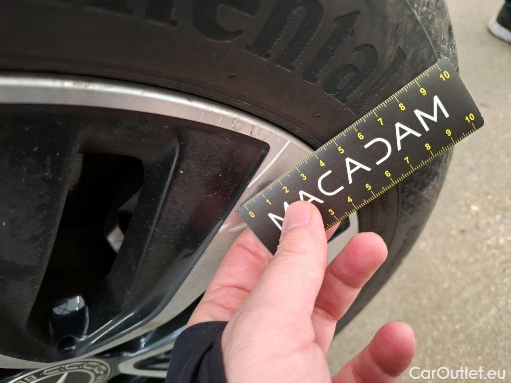  Mercedes  A-Klasse MERCEDES-BENZ Classe A Compact / 2018 / 5P / Berline A 250 e Business Line 8G-DCT #4