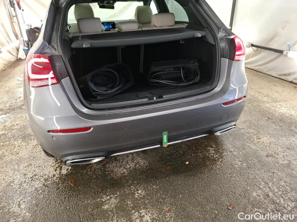  Mercedes  A-Klasse MERCEDES-BENZ Classe A Compact / 2018 / 5P / Berline A 250 e Progressive Line 8G-DCT #2