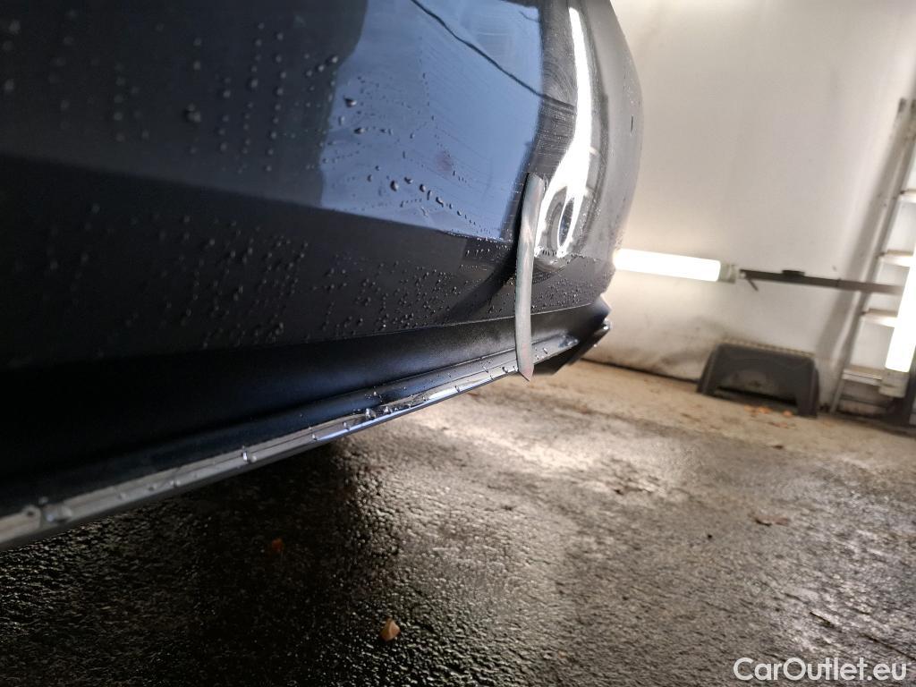  Mercedes  A-Klasse MERCEDES-BENZ Classe A Compact / 2018 / 5P / Berline A 250 e Progressive Line 8G-DCT #1