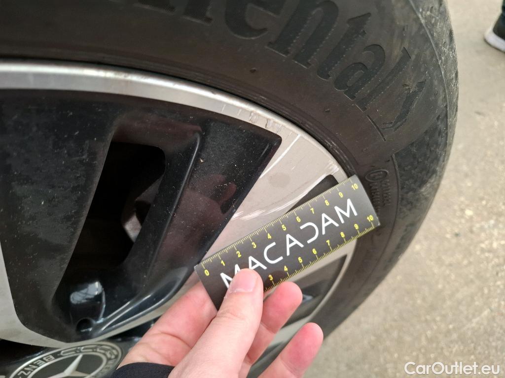  Mercedes  A-Klasse MERCEDES-BENZ Classe A Compact / 2018 / 5P / Berline A 250 e Business Line 8G-DCT #3