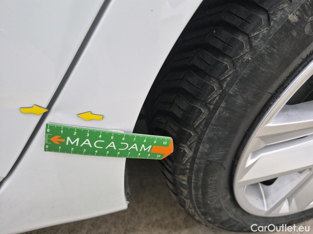  Renault  Clio  V Business 1.6 E-TECH Hybrid 140CV BVA6 E6d #12