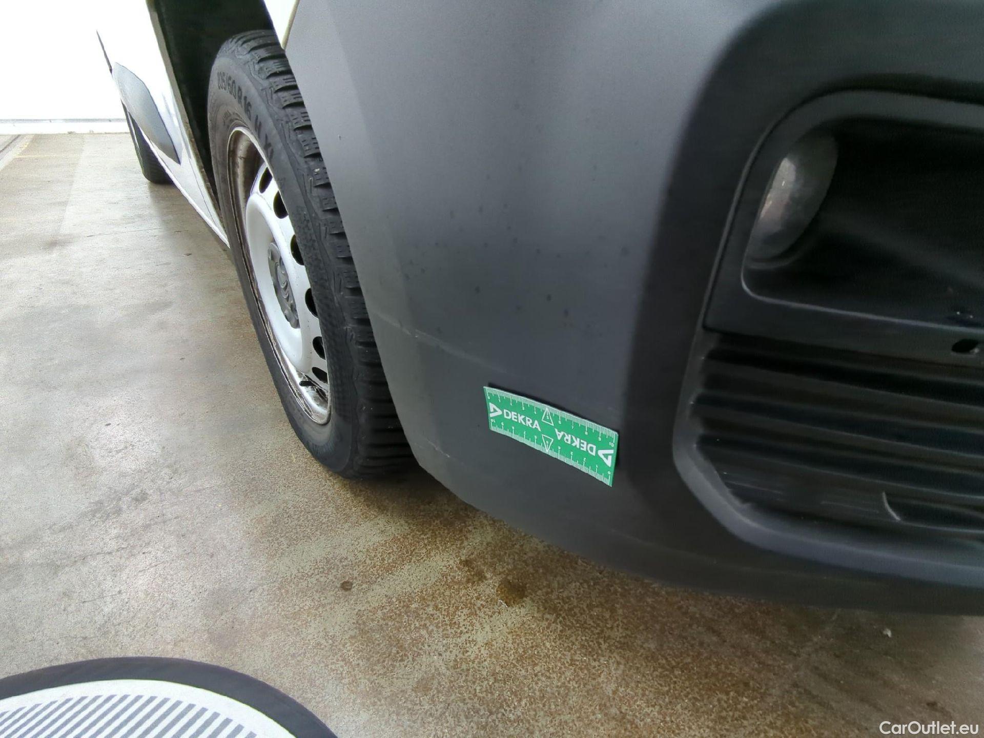  Citroen  Berlingo  Fourgon Club XL 950 1.5 BlueHDi 100CV BVM5 E6dT #30