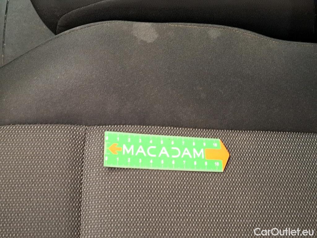  Peugeot  Partner PEUGEOT  / 2018 / 4P / Fourgonnette BLUEHDI 75 S&S STANDARD 650KG PREMIUM #46