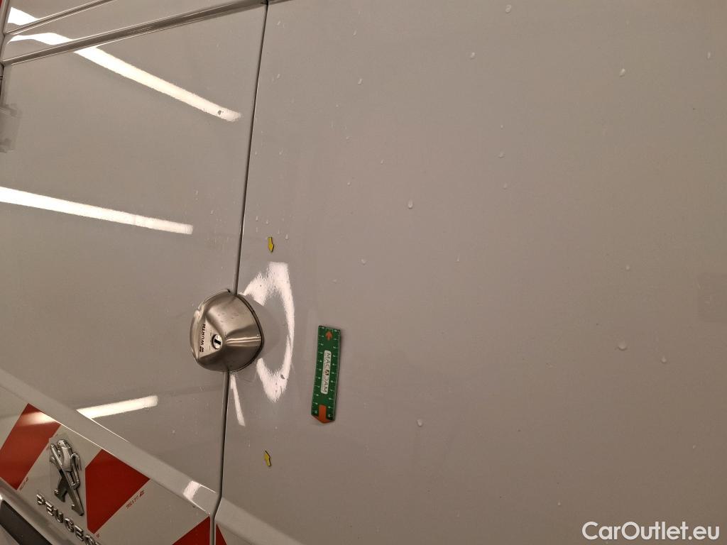  Peugeot  Boxer  Fourgon Surélevé 333 L2H2 Premium BlueHDi 120 Start&Stop HDi 120CV BVM6 E6d #9