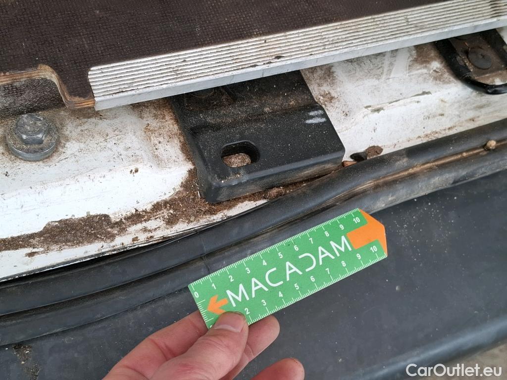  Peugeot  Partner PEUGEOT  / 2018 / 4P / Fourgonnette BLUEHDI 75 S&S STANDARD 650KG PREMIUM #63