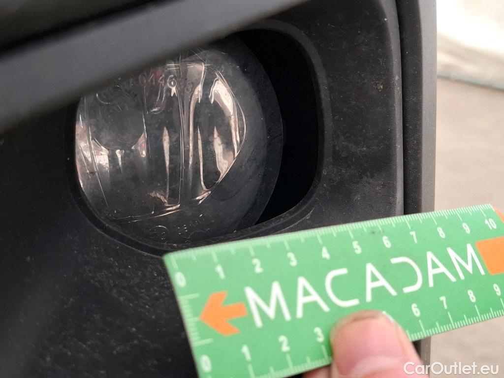  Peugeot  Partner PEUGEOT  / 2018 / 4P / Fourgonnette BLUEHDI 75 S&S STANDARD 650KG PREMIUM #41