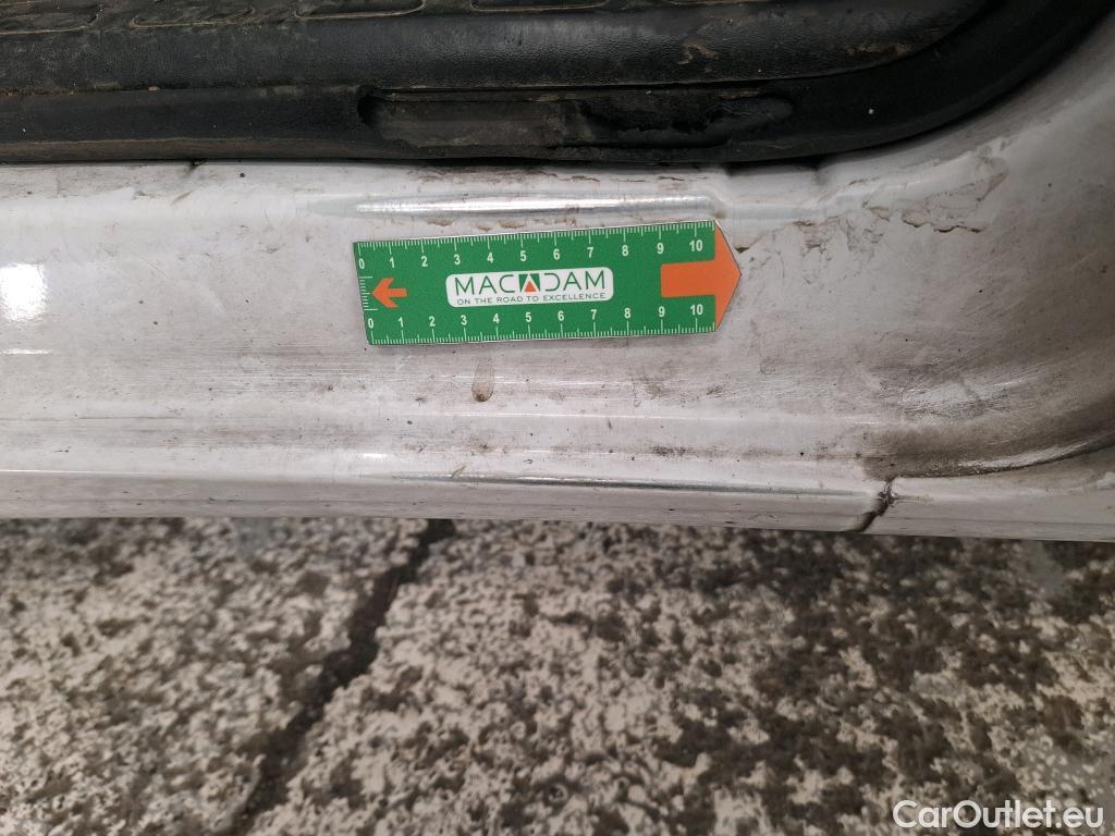  Peugeot  Boxer  Fourgon Surélevé 333 L2H2 Premium BlueHDi 120 Start&Stop HDi 120CV BVM6 E6d #13