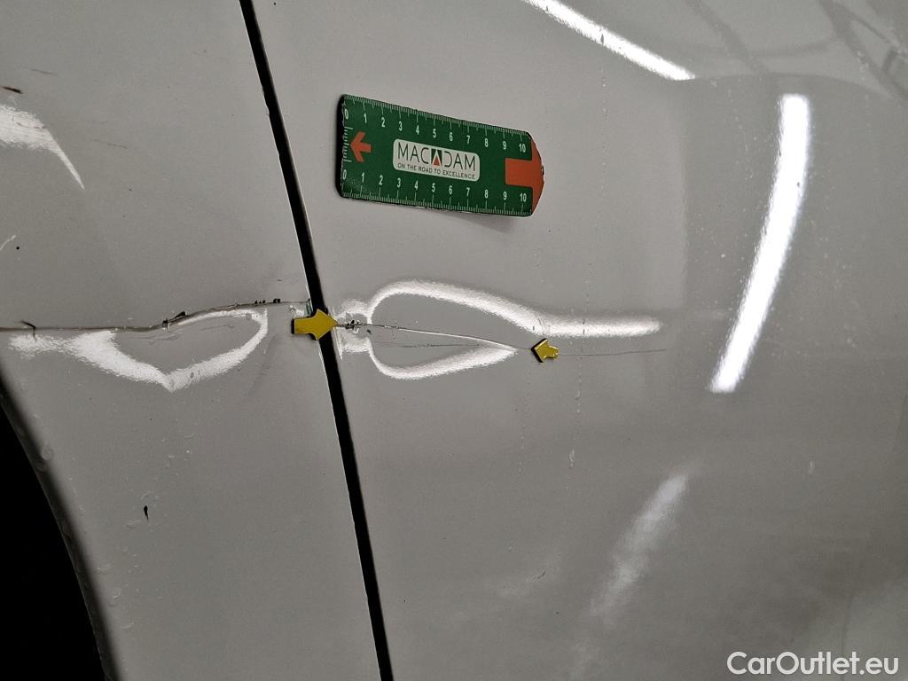  Peugeot  208  Premium 1.5 HDi 100CV BVM6 E6d #18