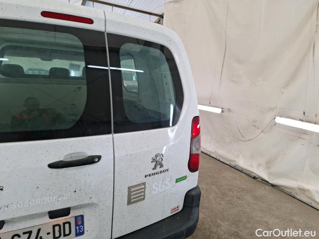 Peugeot  Partner PEUGEOT  / 2018 / 4P / Fourgonnette BLUEHDI 75 S&S STANDARD 650KG PREMIUM #30