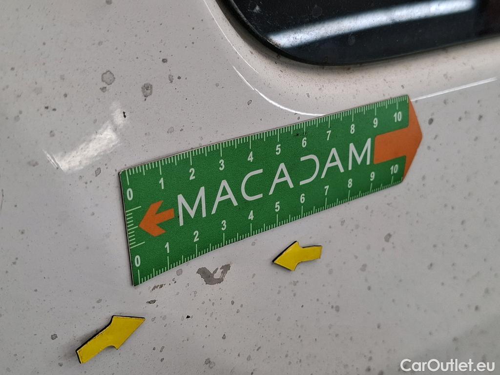  Peugeot  Partner PEUGEOT  / 2018 / 4P / Fourgonnette BLUEHDI 75 S&S STANDARD 650KG PREMIUM #39