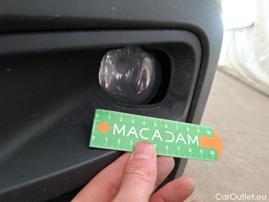  Peugeot  Partner PEUGEOT  / 2018 / 4P / Fourgonnette BLUEHDI 75 S&S STANDARD 650KG PREMIUM #40