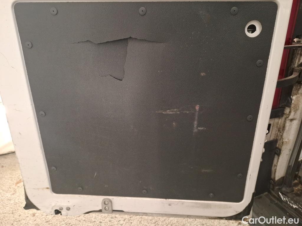  Peugeot  Boxer  Fourgon Surélevé 333 L2H2 Premium BlueHDi 120 Start&Stop HDi 120CV BVM6 E6d #15