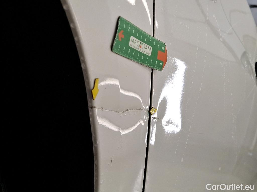  Peugeot  208  Premium 1.5 HDi 100CV BVM6 E6d #16