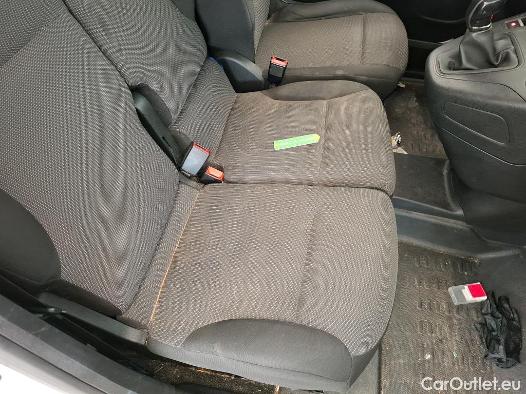  Peugeot  Partner PEUGEOT  / 2018 / 4P / Fourgonnette BLUEHDI 75 S&S STANDARD 650KG PREMIUM #48