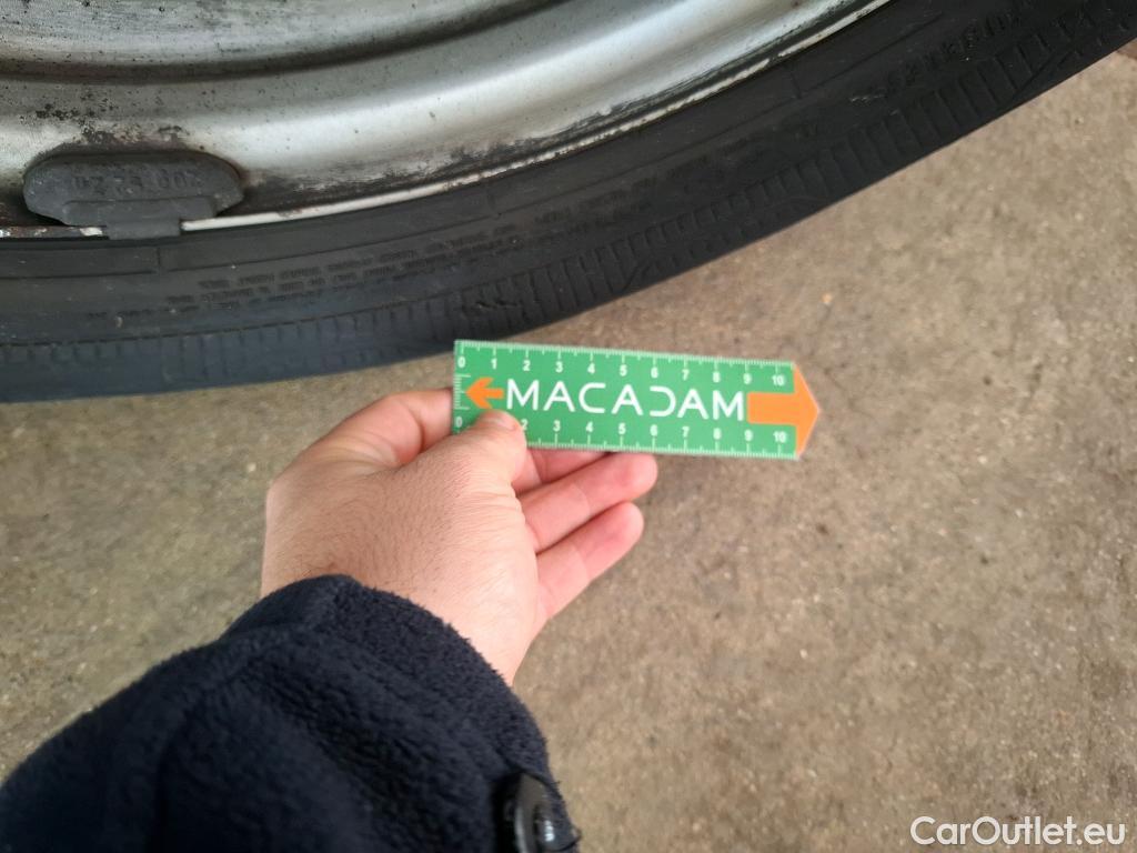  Opel  Vivaro OPEL  / 2019 / 4P / Fourgon tôlé 1.5 Diesel 100 ch L2 Pack Clim #9