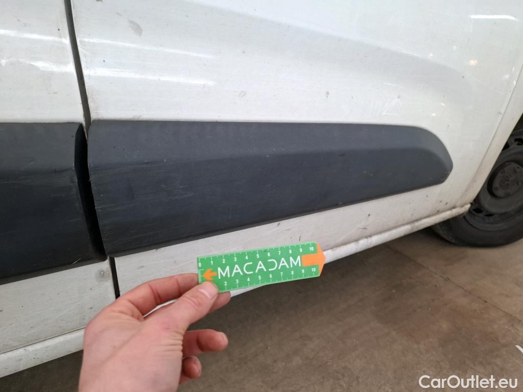  Peugeot  Partner PEUGEOT  / 2018 / 4P / Fourgonnette BLUEHDI 75 S&S STANDARD 650KG PREMIUM #54