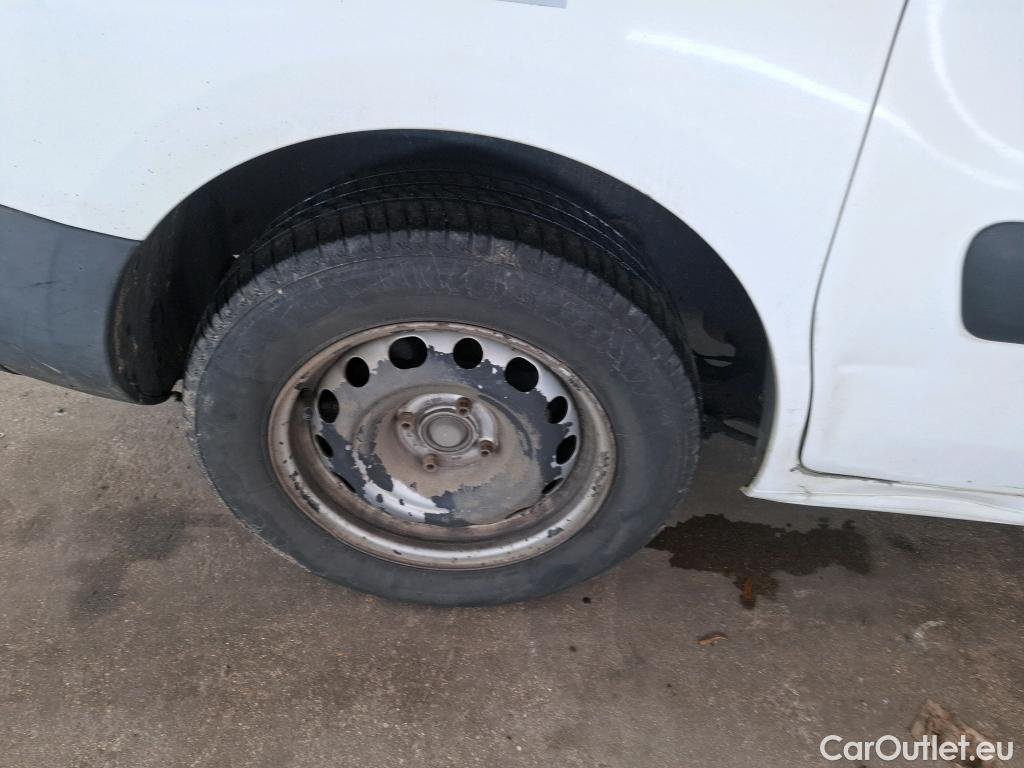  Citroen  Berlingo  Fourgon Confort L1 (Court) 1.6 BlueHDi 100CV BVM5 E6 #40