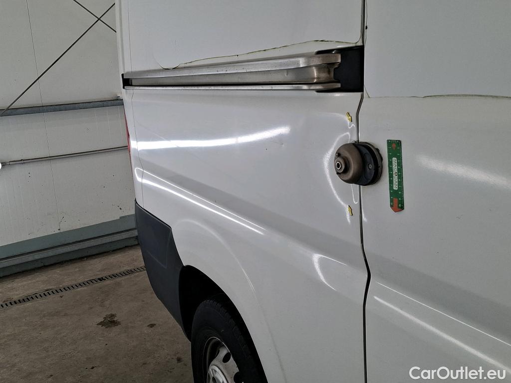  Citroen  Jumper CITROEN  / 2014 / 4P / Fourgon tôlé 33 L2H2 BlueHDi 110 BVM6 Club #23