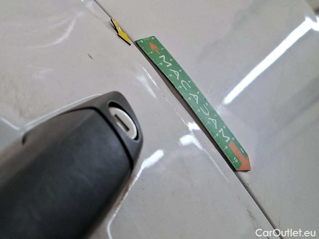  Peugeot  Partner PEUGEOT  / 2018 / 4P / Fourgonnette BLUEHDI 75 S&S STANDARD 650KG PREMIUM #19