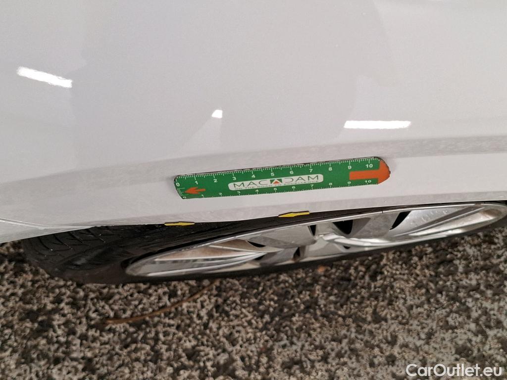  Peugeot  208  Premium 1.5 HDi 100CV BVM6 E6d #12