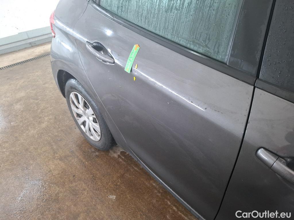  Peugeot  208 PEUGEOT  Affaire VU 5p Berline BlueHDi 100 ¤6.c S&S PREMIUM PACK #31