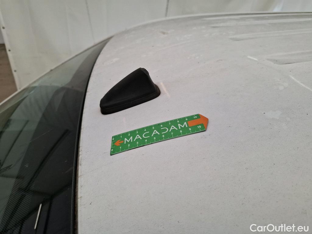  Peugeot  Partner PEUGEOT  / 2018 / 4P / Fourgonnette BLUEHDI 75 S&S STANDARD 650KG PREMIUM #43