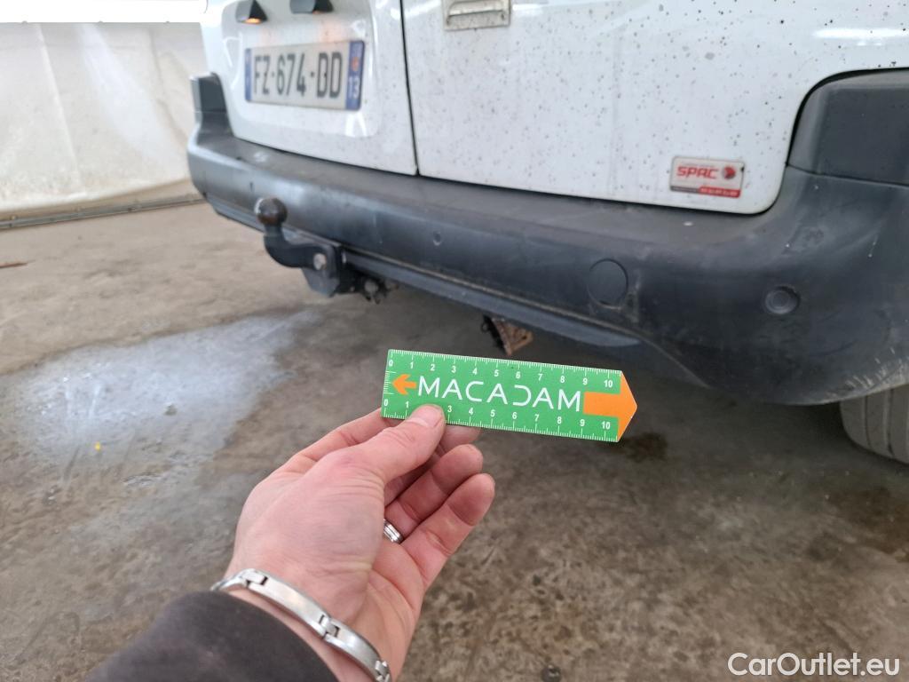  Peugeot  Partner PEUGEOT  / 2018 / 4P / Fourgonnette BLUEHDI 75 S&S STANDARD 650KG PREMIUM #64