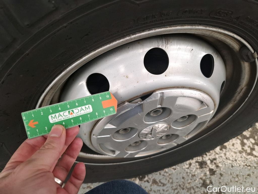  Peugeot  Boxer  Fourgon Surélevé 333 L2H2 Premium BlueHDi 120 Start&Stop HDi 120CV BVM6 E6d #25