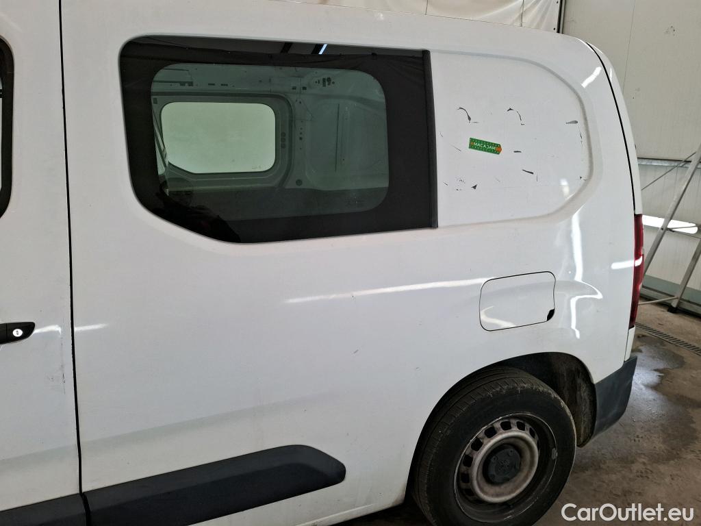  Peugeot  Partner PEUGEOT  / 2018 / 4P / Fourgonnette BLUEHDI 75 S&S STANDARD 650KG PREMIUM #59