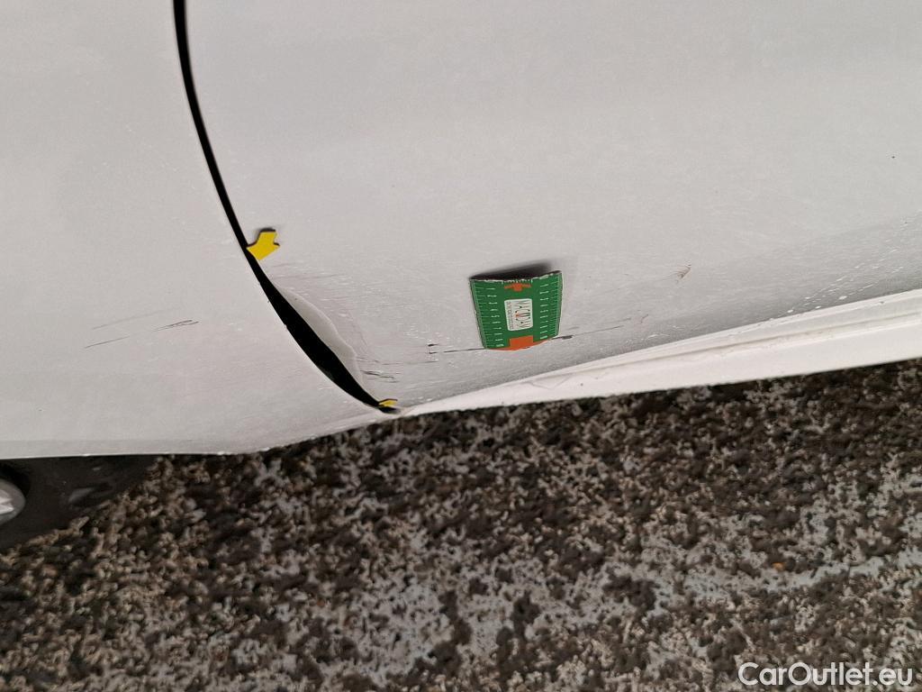  Peugeot  208  Premium 1.5 HDi 100CV BVM6 E6d #2