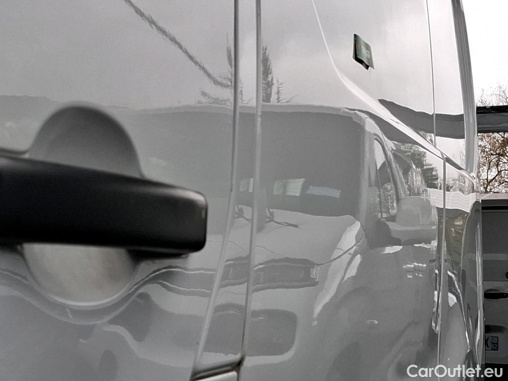  Renault  Trafic  Furgon Grand Confort L1H1 1000 1.6 dCi 125CV BVM6 E6 #18