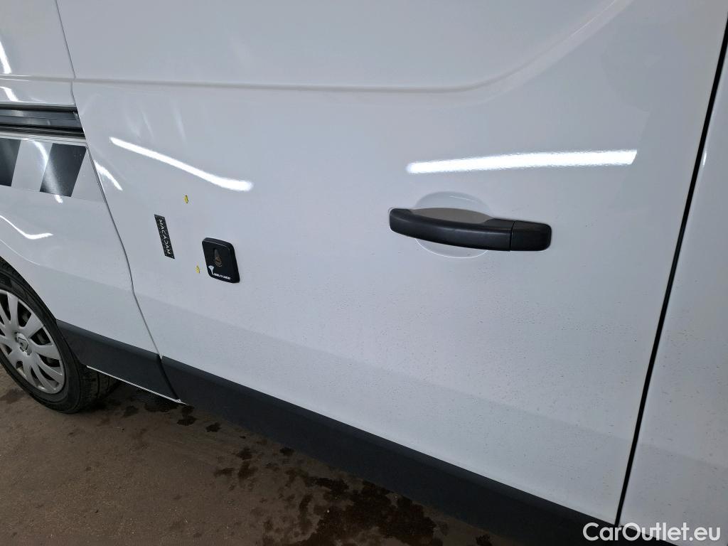  Renault  Trafic RENAULT  / 2019 / 4P / Fourgon tole NV FG GCF L2H1 1300 dCi 120 #1