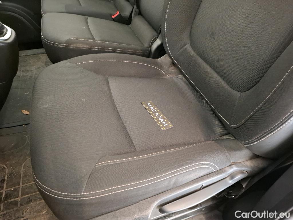  Renault  Trafic RENAULT  / 2019 / 4P / Fourgon tole NV FG GCF L2H1 1300 dCi 120 #10