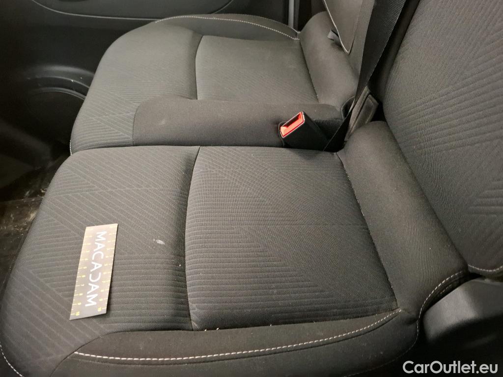  Renault  Trafic RENAULT  / 2019 / 4P / Fourgon tole NV FG GCF L2H1 1300 dCi 120 #9