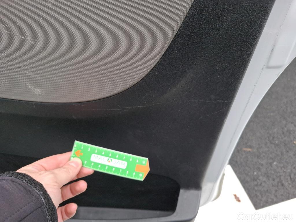  Renault  Trafic  Furgon Grand Confort L1H1 1000 1.6 dCi 125CV BVM6 E6 #32