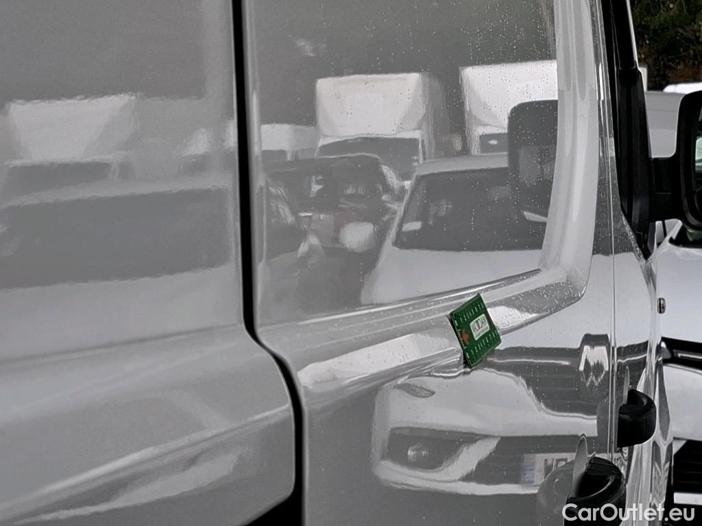  Renault  Trafic  Furgon Grand Confort L1H1 1000 1.6 dCi 125CV BVM6 E6 #39