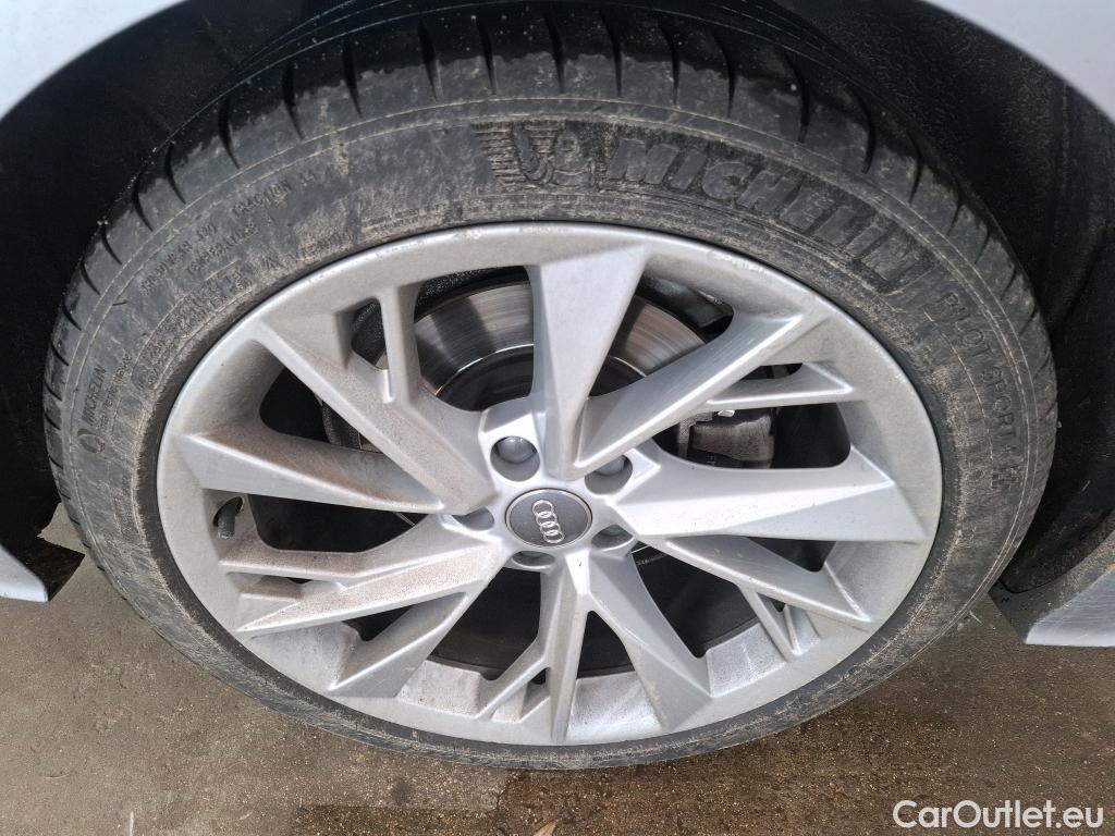  Audi  A5 Sportback AUDI  / 2019 / 5P / Berline 35 TDI 163 S TRONIC 7 BUSI LINE SB #23