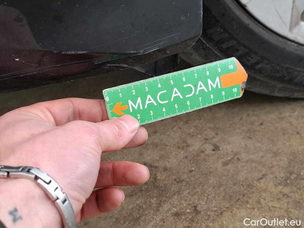  Audi  A3  Berline 30 TDI Business Line 2.0 TDI 115CV BVA7 E6d #15