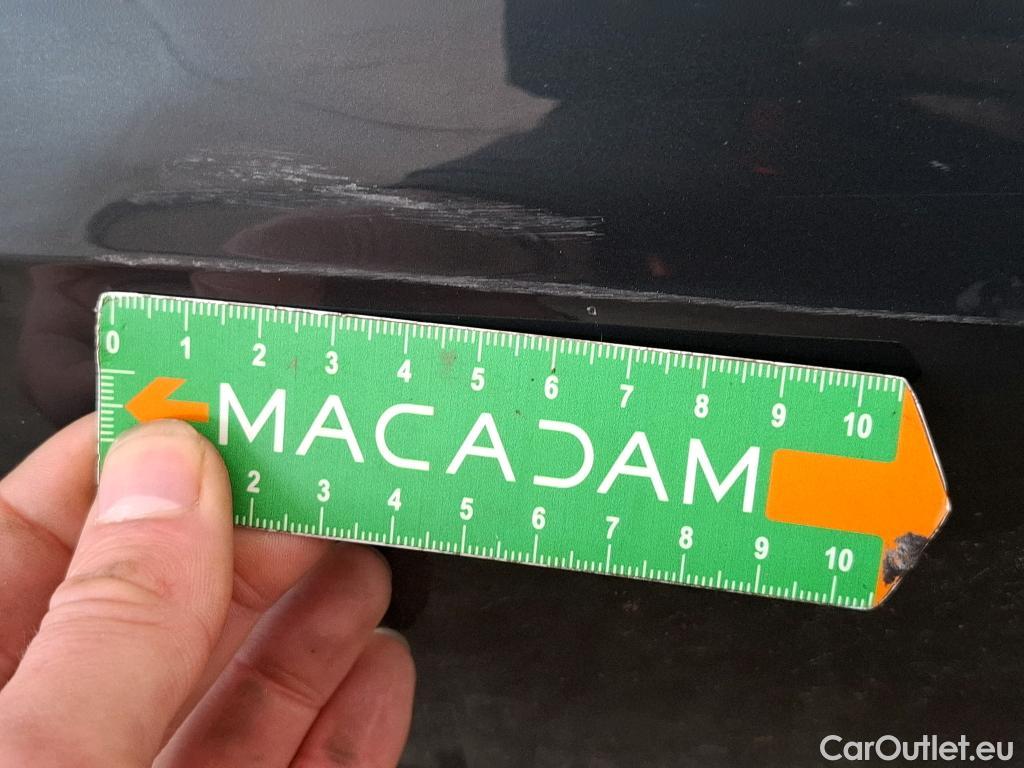  Audi  A3  Berline 30 TDI Business Line 2.0 TDI 115CV BVA7 E6d #11